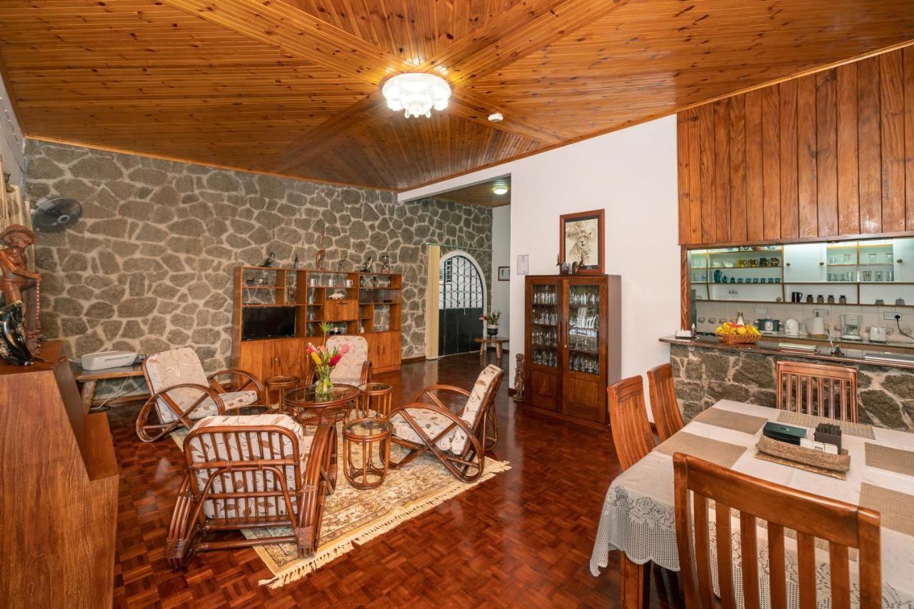 Janes' Serenity Guesthouse Anse a La Mouche Екстериор снимка