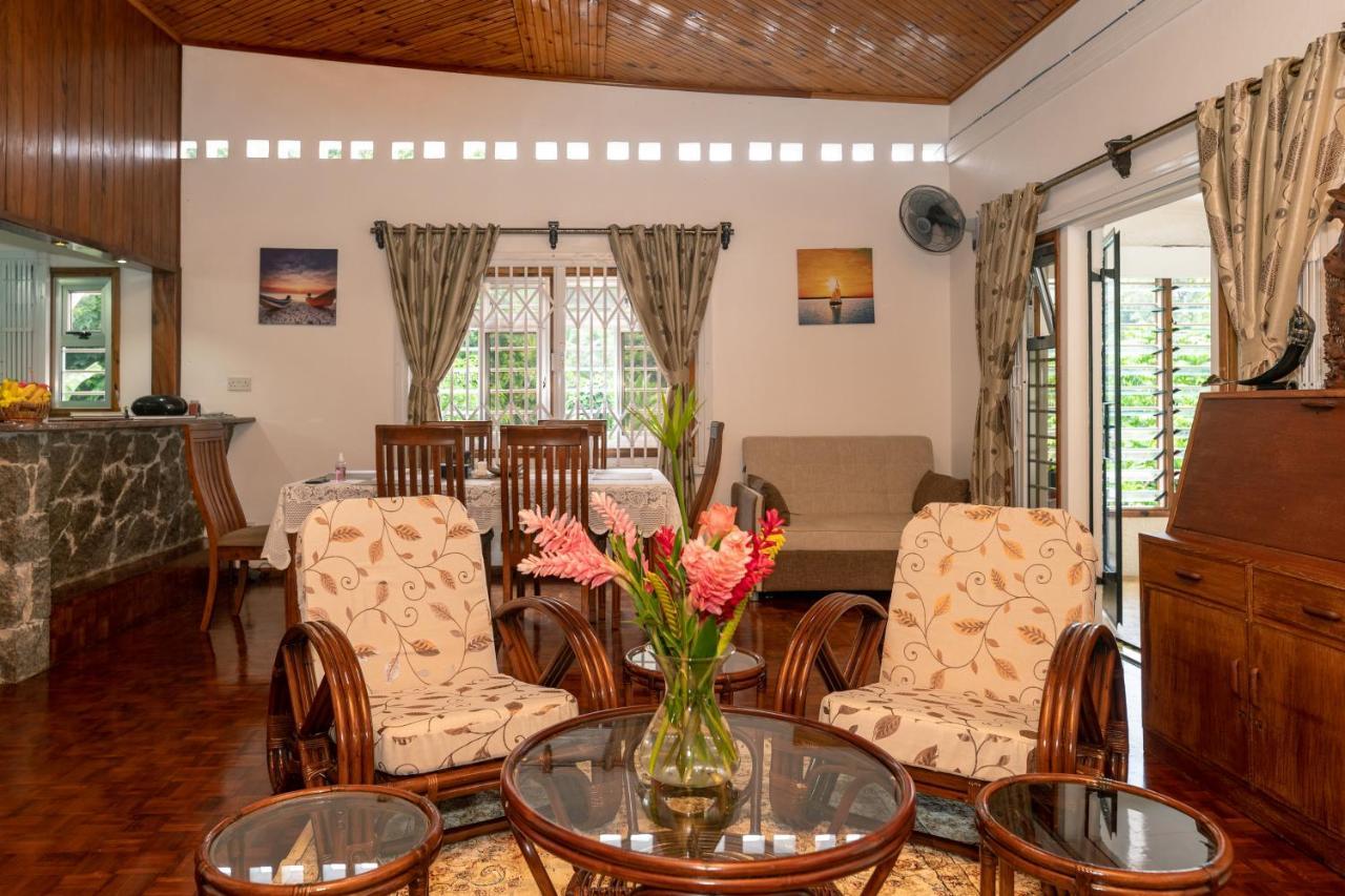 Janes' Serenity Guesthouse Anse a La Mouche Екстериор снимка