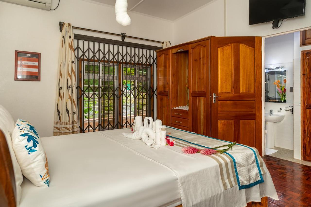 Janes' Serenity Guesthouse Anse a La Mouche Екстериор снимка
